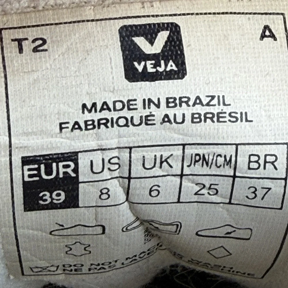 Veja Women's Esplar Logo V-12 Lace Up Sneakers Extra White/Sable Shoes Size 8 US